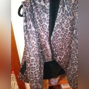 Chic Leopard Print Women's Vest